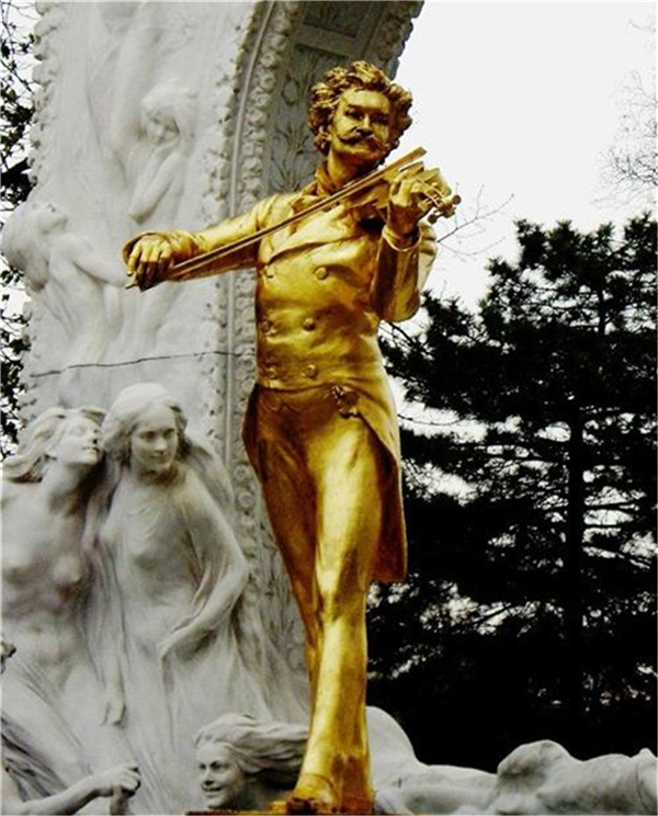 莫扎特站像.jpg 莫扎特站像.jpg