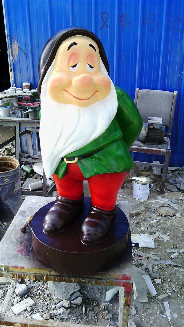 玻璃鋼卡通雕塑.jpg 玻璃鋼卡通雕塑.jpg